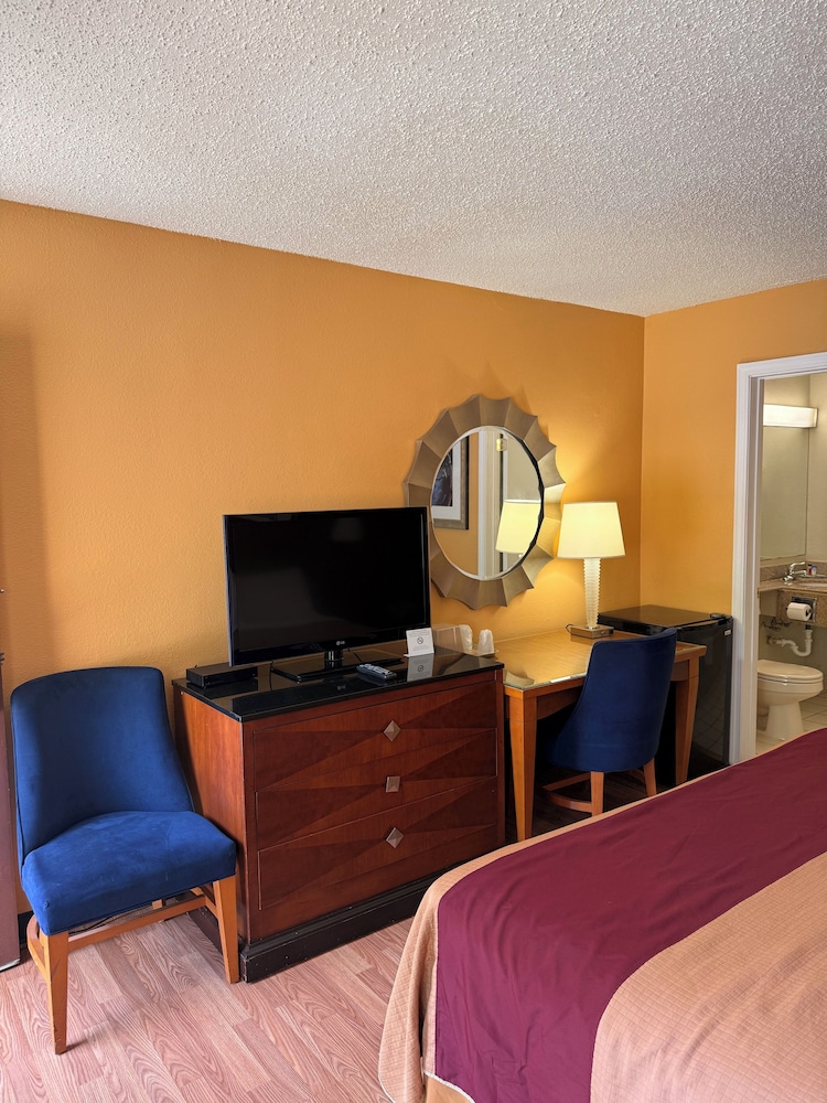 Executive Inn Schenectady 20/25