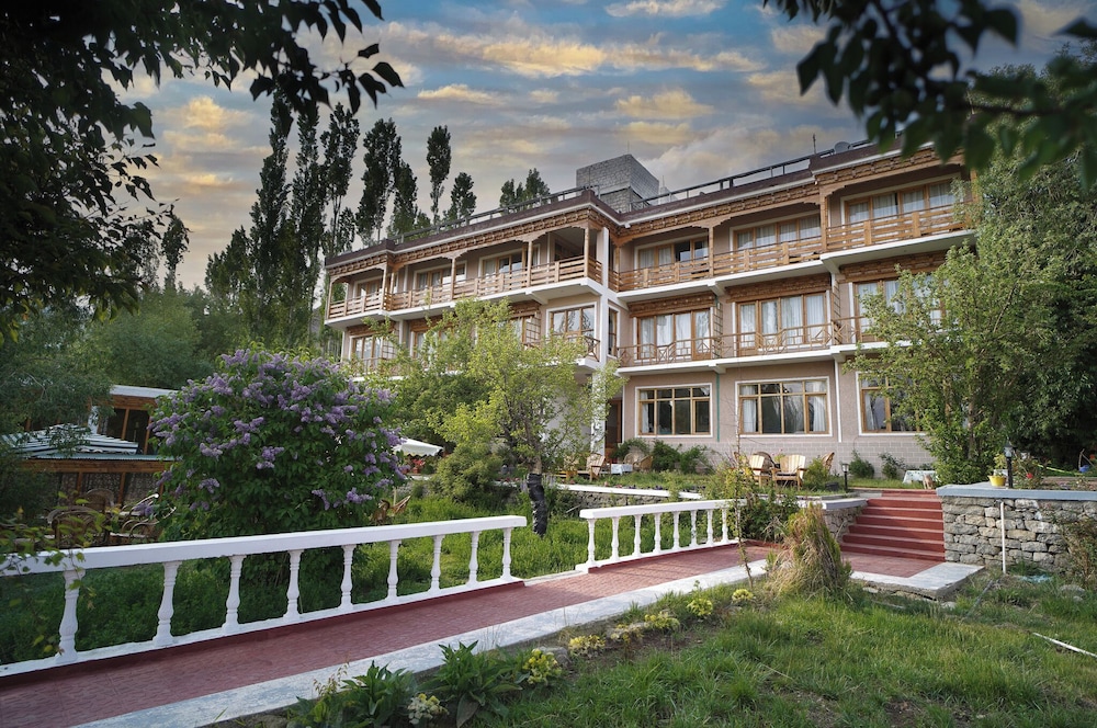 Sangto Villa Resort 1/13