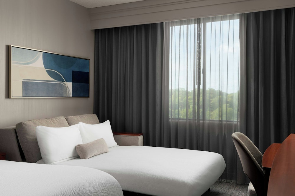 1 Bedroom, Suite, King Bed, Sofa