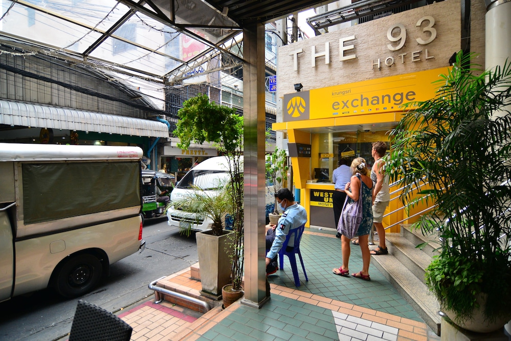 THE 93 HOTEL 28/32