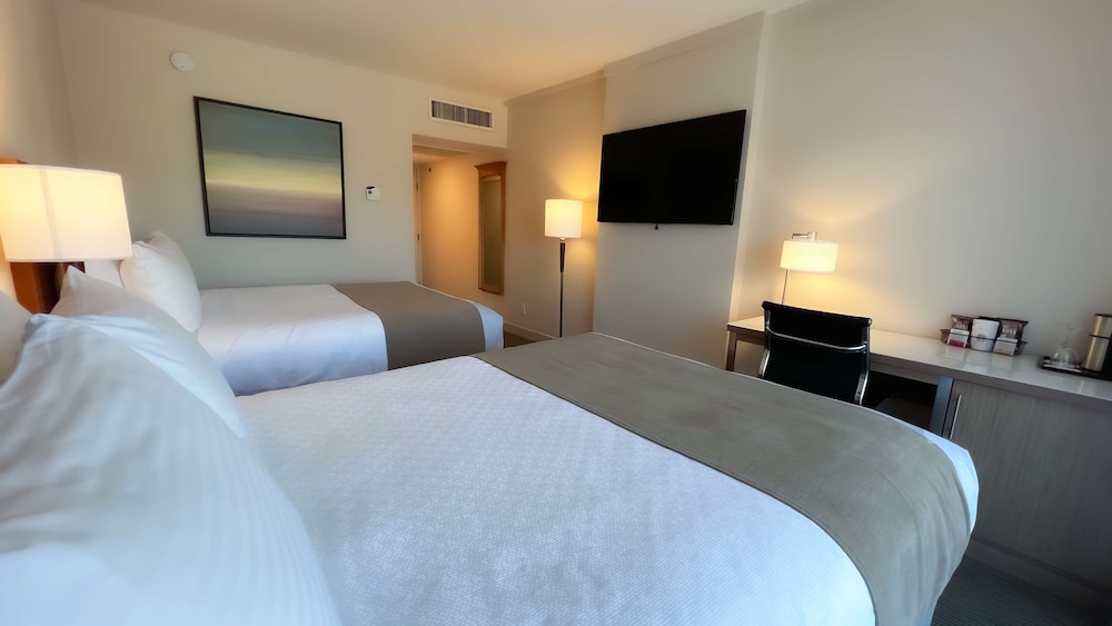 Coast, 2 Queen Beds