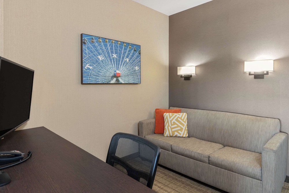 Cambria Hotels Plano Frisco 27/50