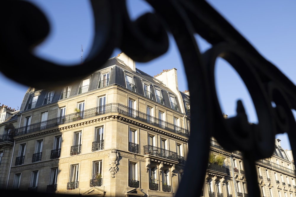 Pavillon Monceau by HappyCulture 6/66