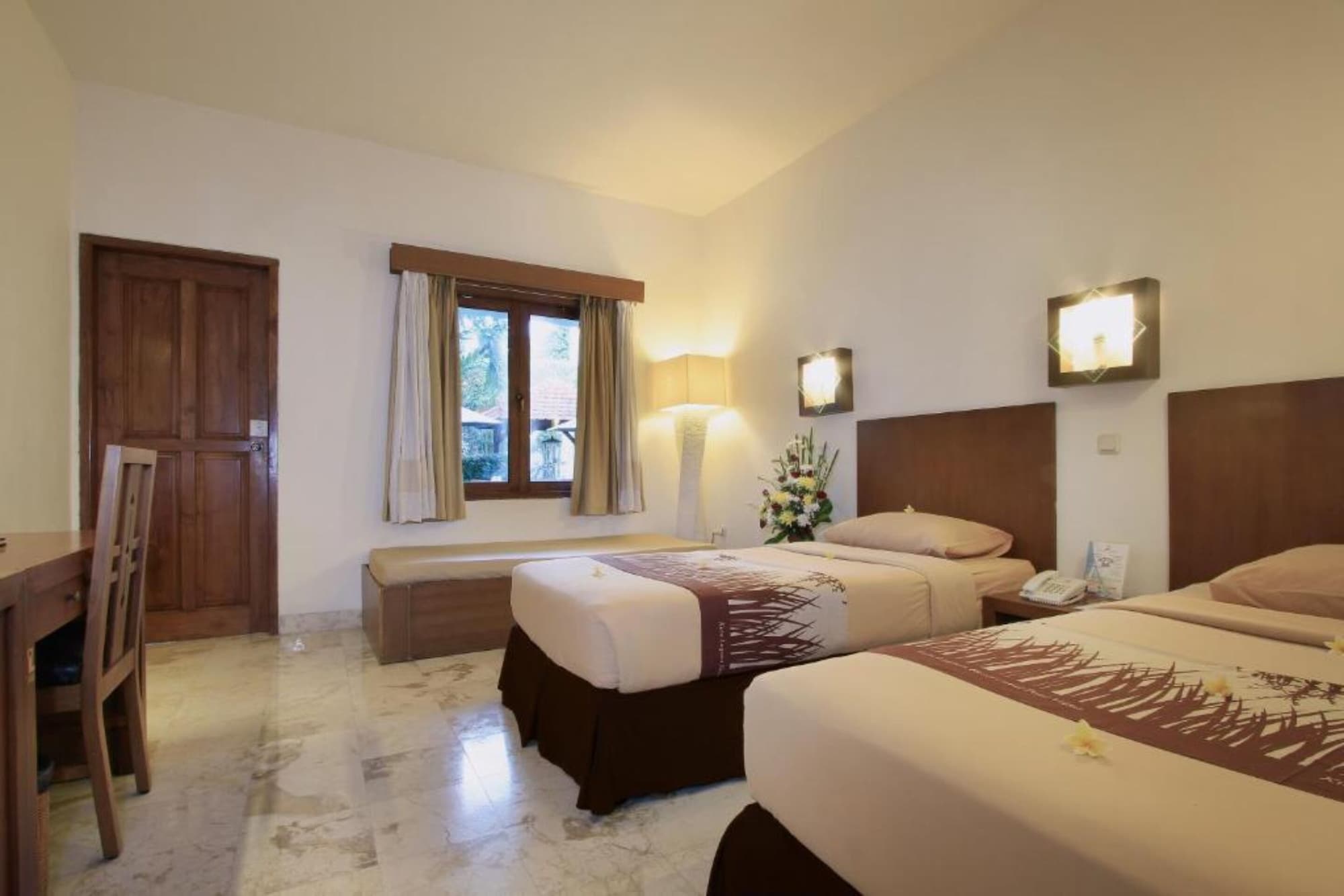 Signature, Double Bed, Pool Access