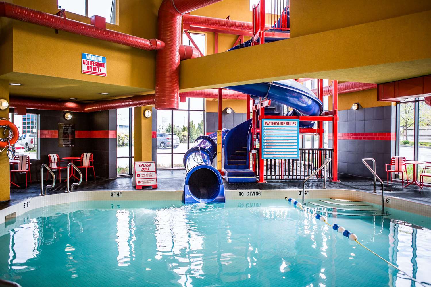 Comfort Suites Kelowna, BC 51/52