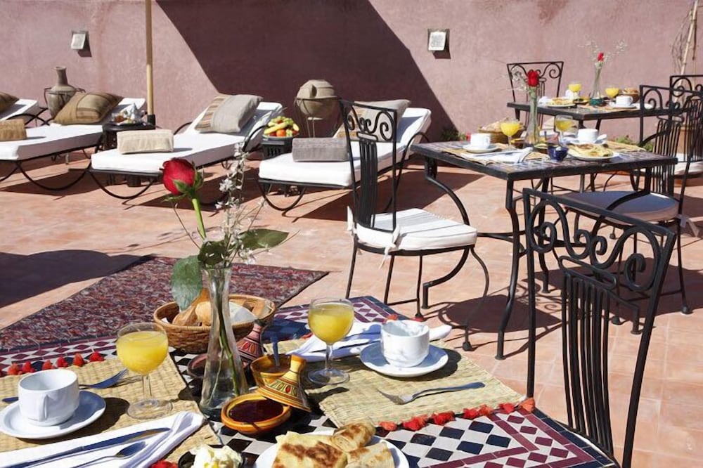 Riad Shaloma 12/19