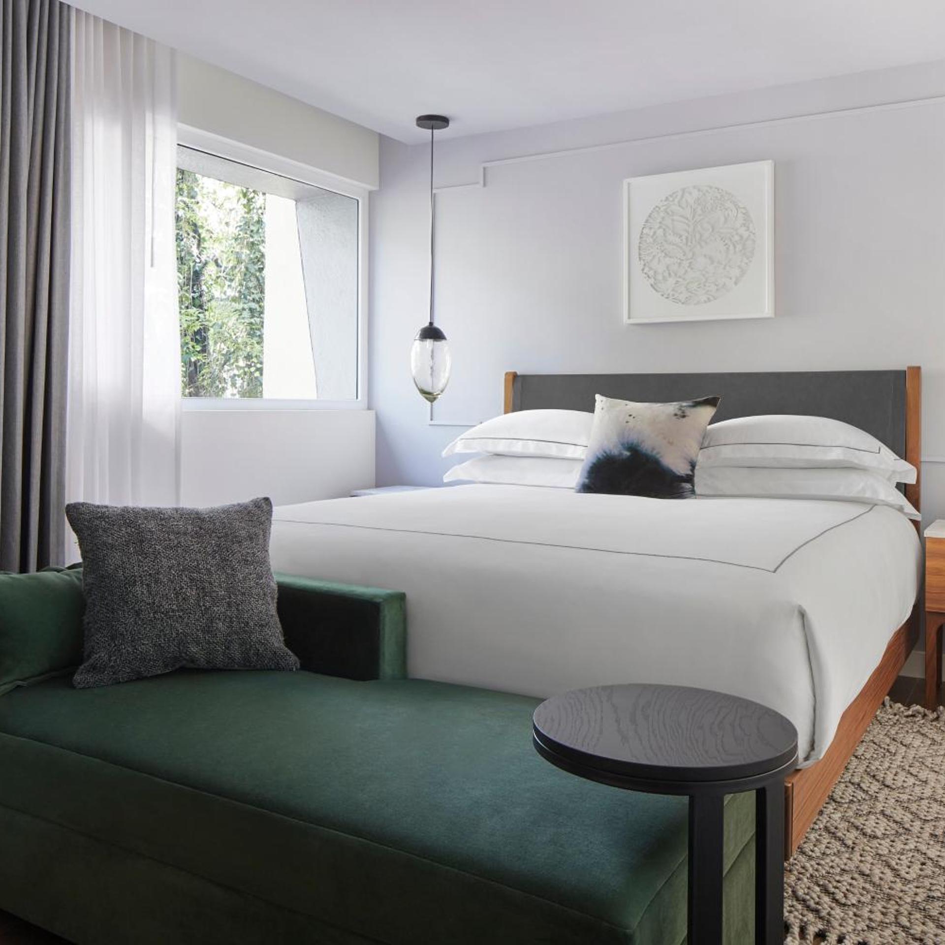 1 Bedroom, Spa, Suite, King Bed, Atrium View, Terrace