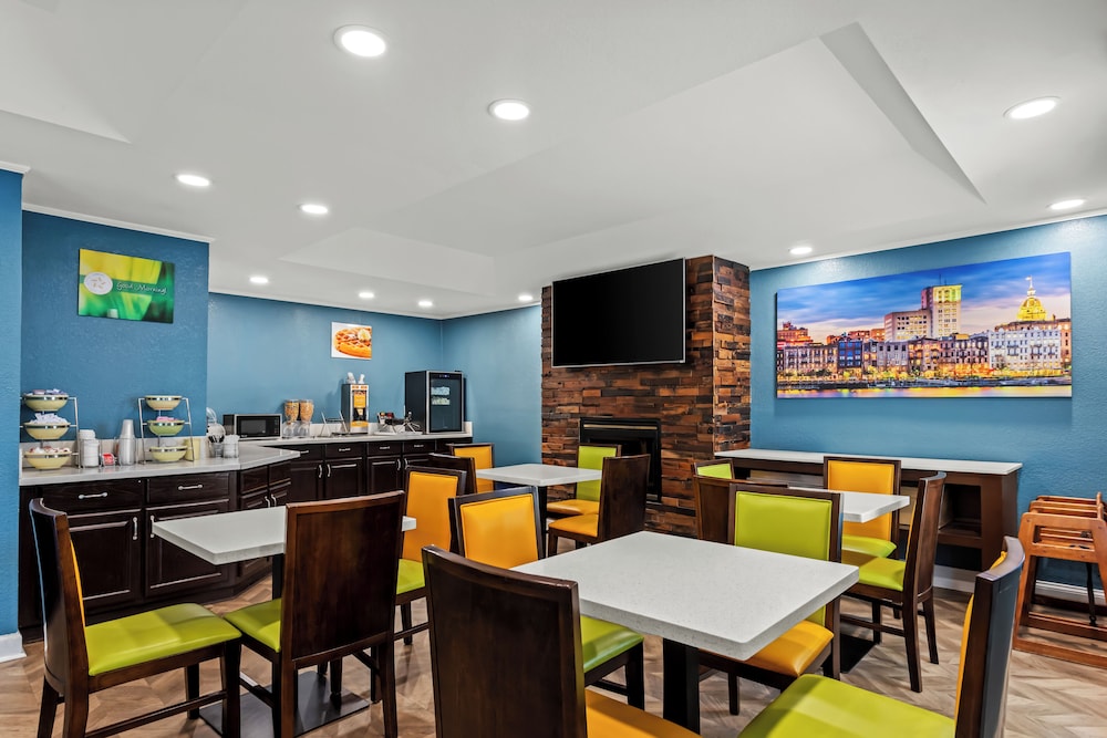 Quality Inn Pooler - Savannah I-95 30/50