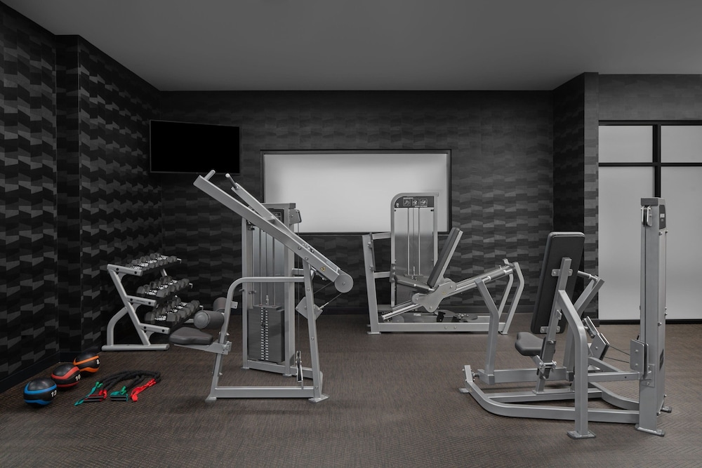 AC Hotel by Marriott Lansing University Area 25/49