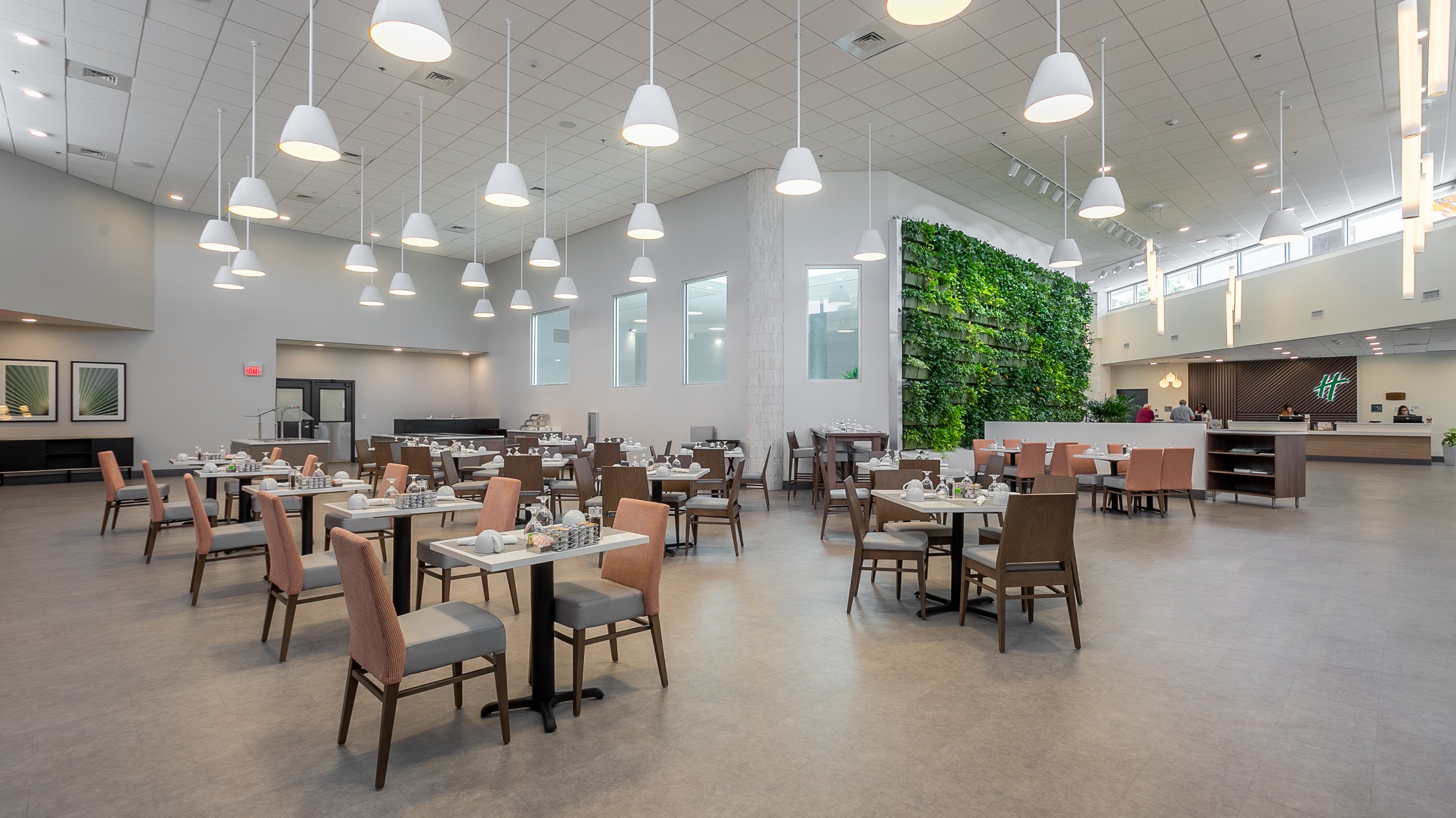Holiday Inn Panama City an IHG Hotel 54/76