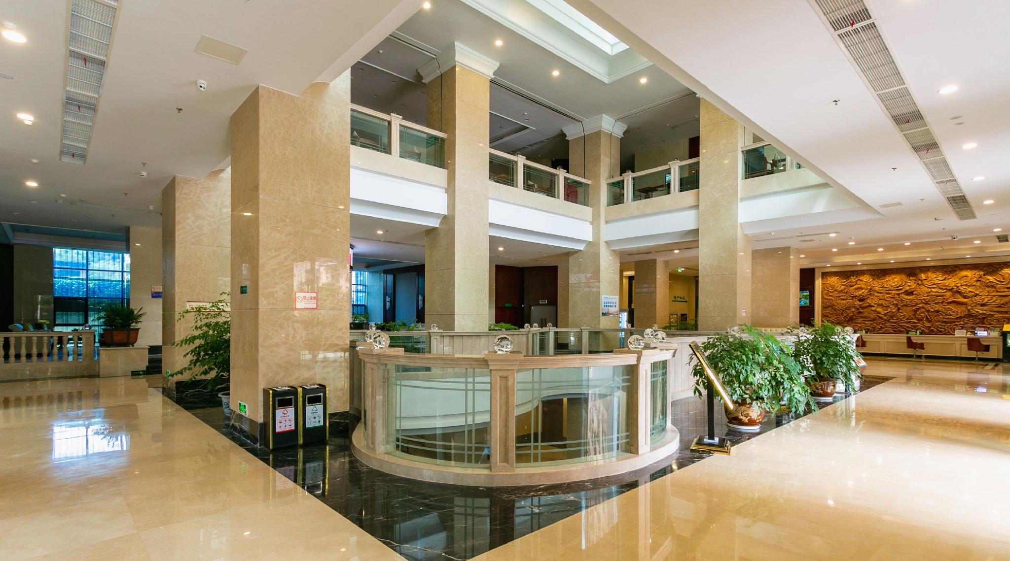 Jiu Long Ying Bin Hotel 10/27