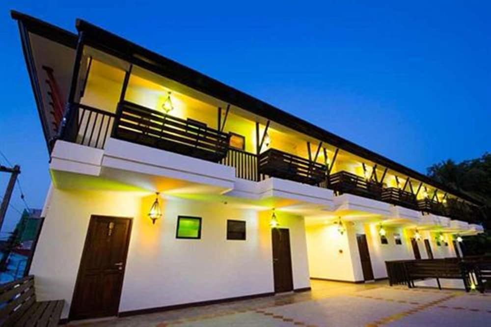 Baan Ratchiangsaen 2/56