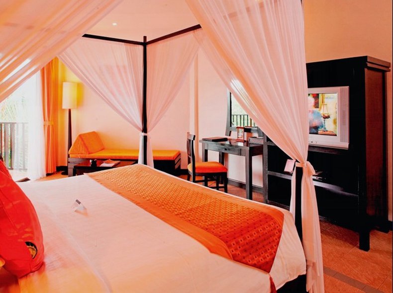 Horizon Karon Beach Resort And Spa 20/35