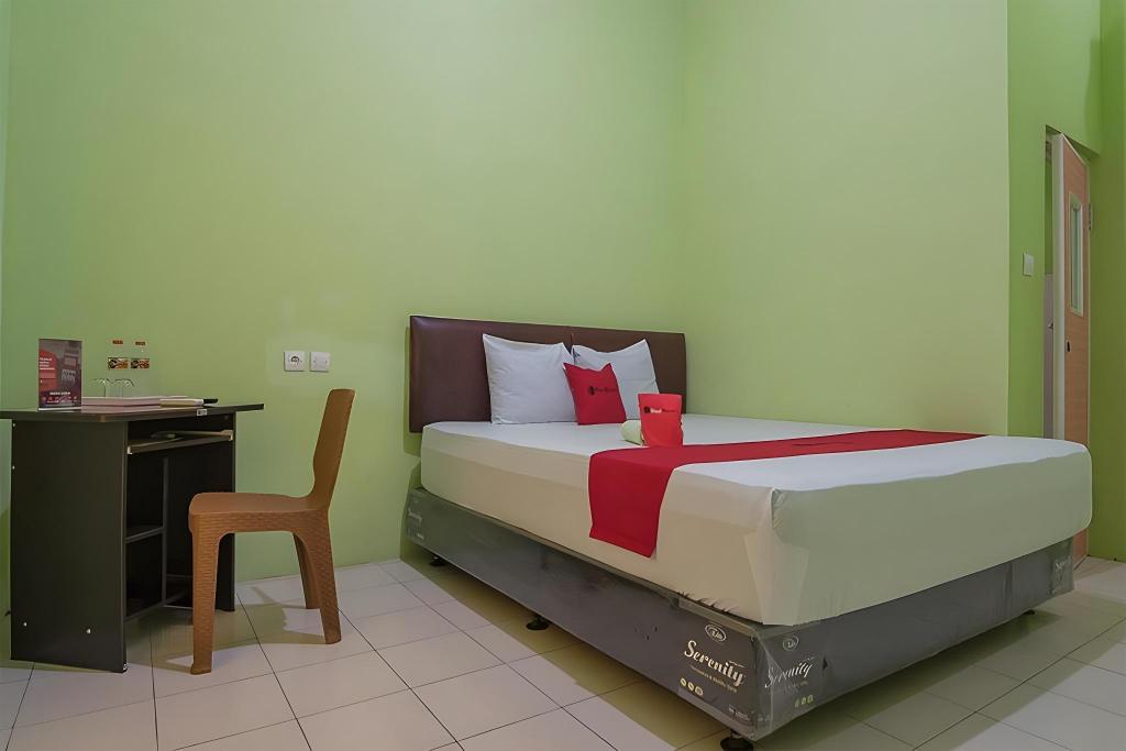 RedDoorz near Kampus UMP Purwokerto 17/44