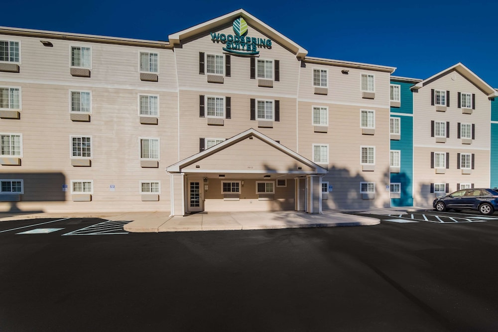 WoodSpring Suites North Charleston Airport I-526 9/32