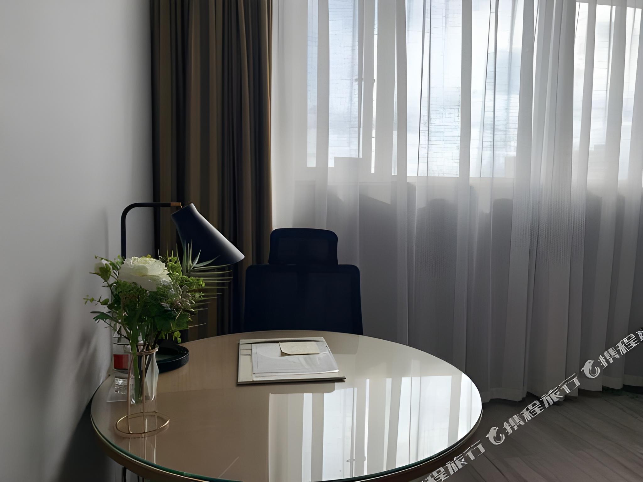 Vienna Hotel (Zhongshan Xiaolan Daxin) photo5