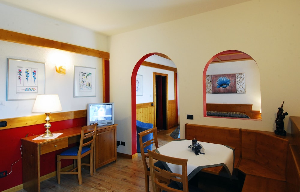 Grand Hotel Des Alpes 67/79