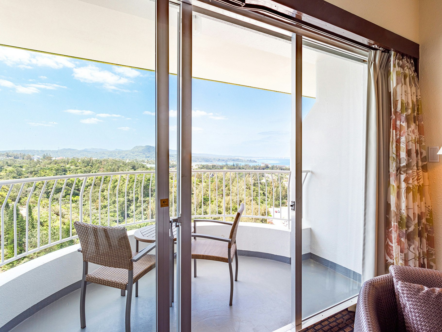 Okinawa Kariyushi Beach Resort Ocean Spa 26/49