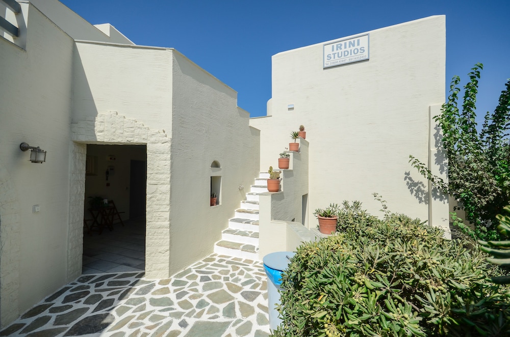 Irini Studios 37/42