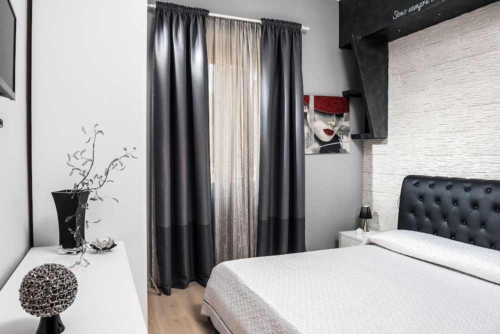Ariston Suite 15/69