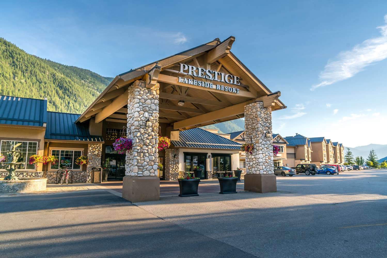 Prestige Lakeside Resort, WorldHotels Elite in NELSON - BRITISH COLUMBIA