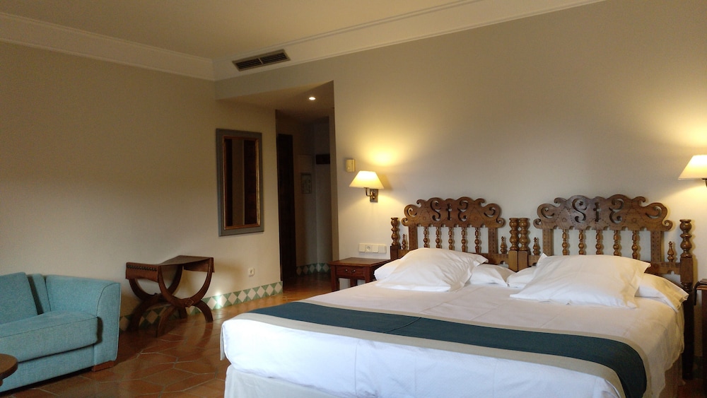 Parador De Alcaniz 7/50