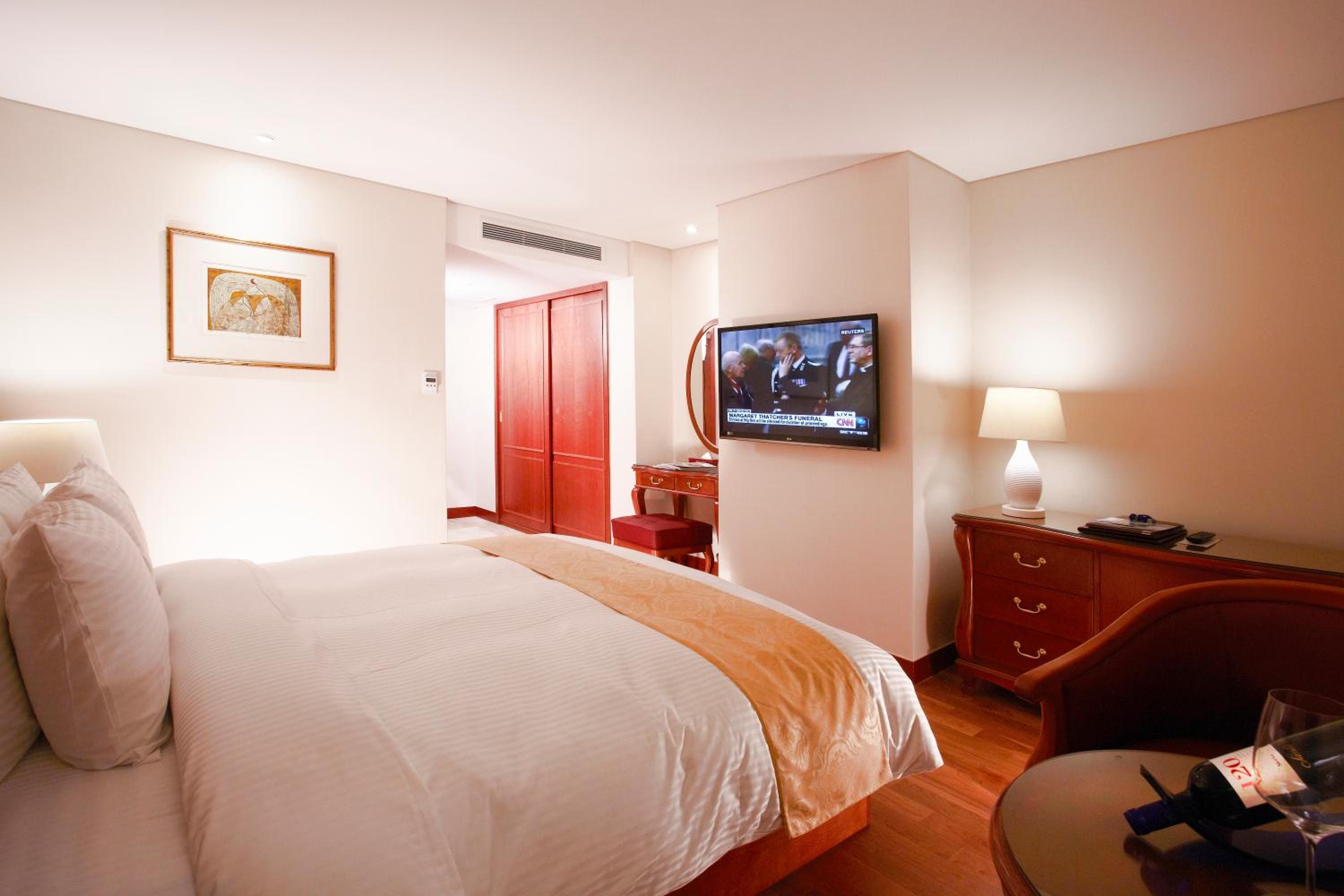 غرفة ديلوكس بسرير مزدوج بحوض استحمام، Sejong Hotel 4/4