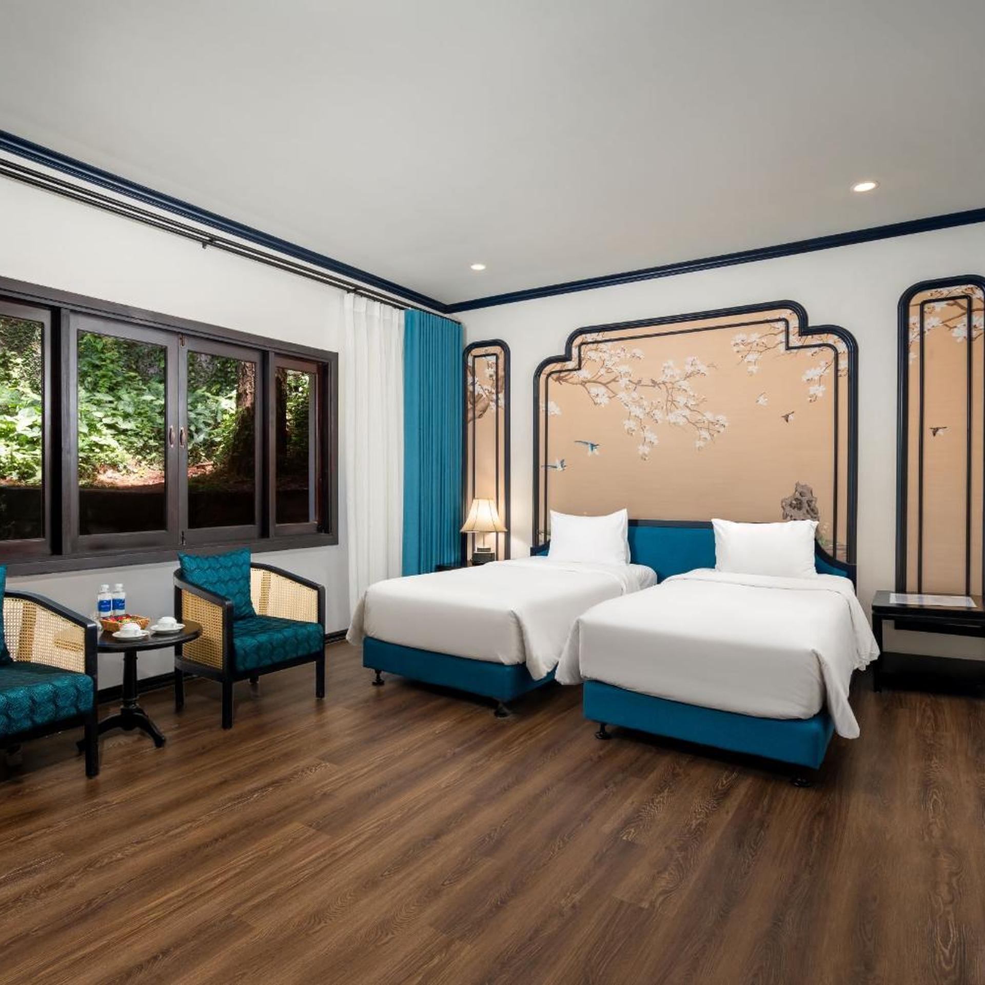 Superior, Twin Beds