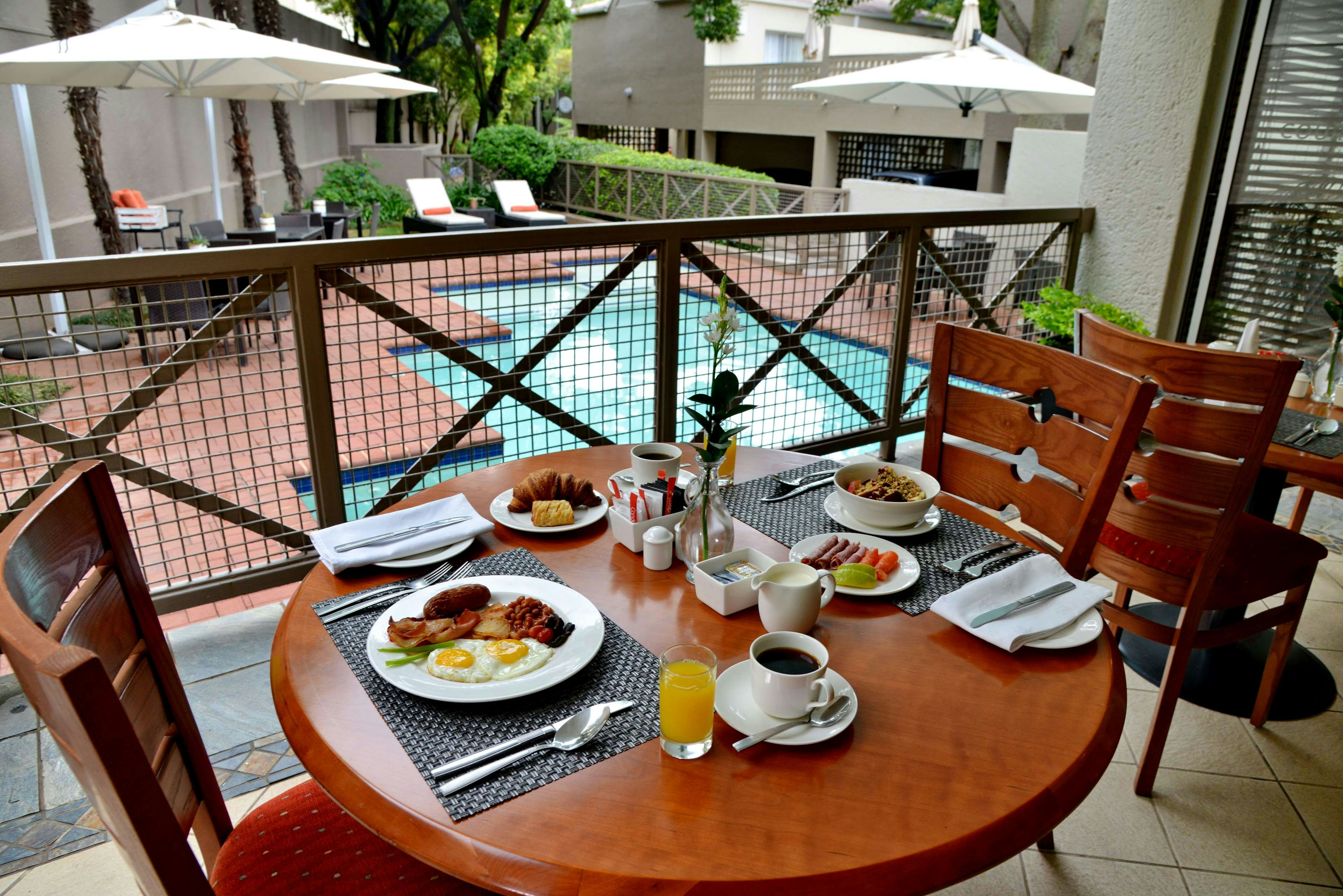 Courtyard Hotel Sandton 23/34