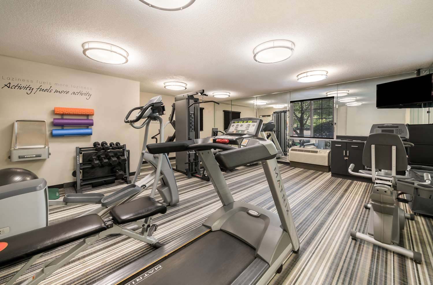 Sonesta Simply Suites Hampton 19/47