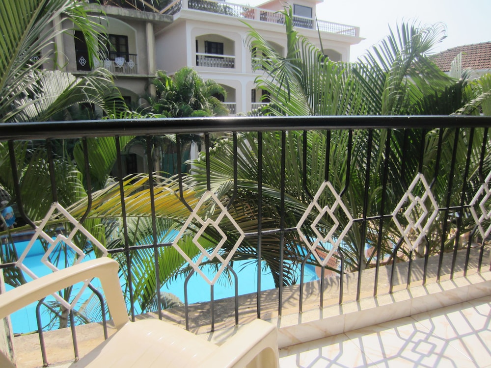 RIVERSIDE REGENCY RESORT 36/37