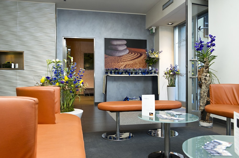 Arli Hotel Business And Wellness 33/41