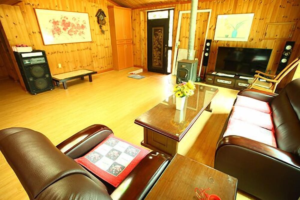 Pocheon Bluesky Pension 31/50