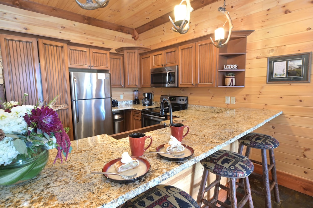 The Lodges at Cresthaven 37/60