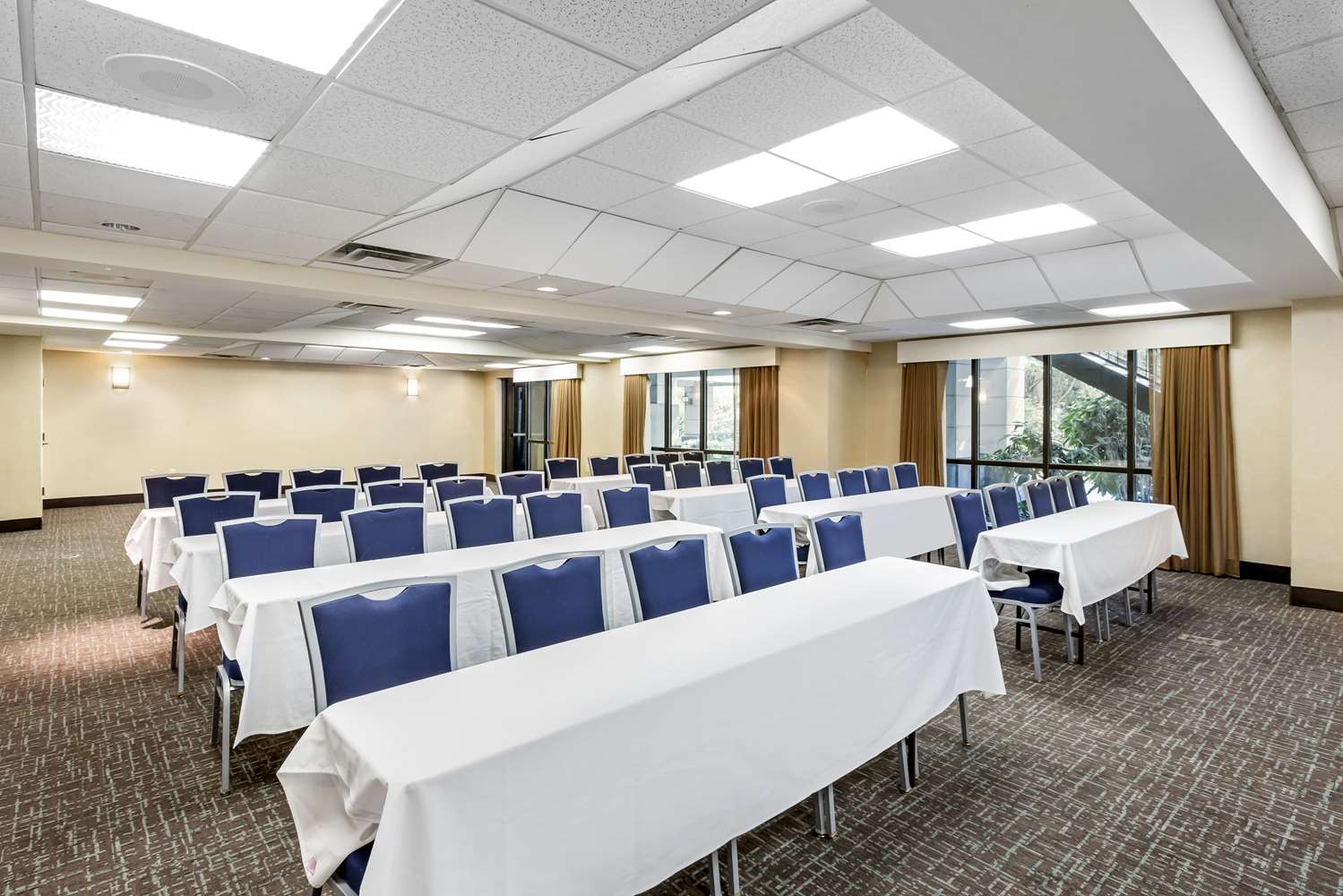 Best Western Plus Provo University Inn 14/19