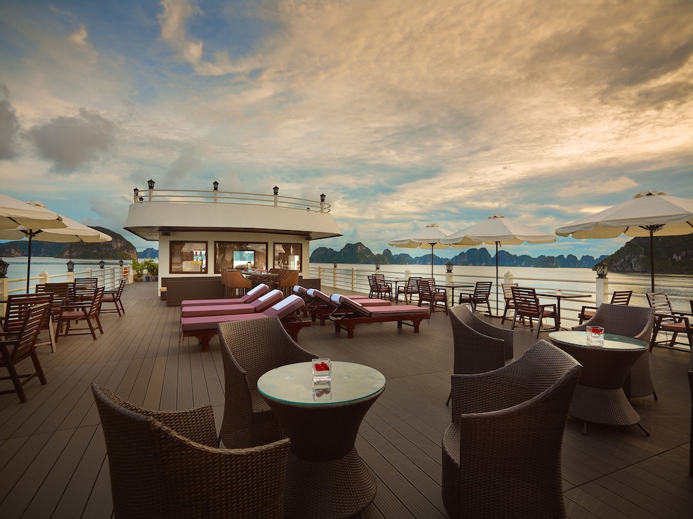Halong Athena Cruise 40/50