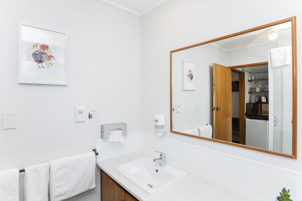 Waikanae Beach Motel 73/76