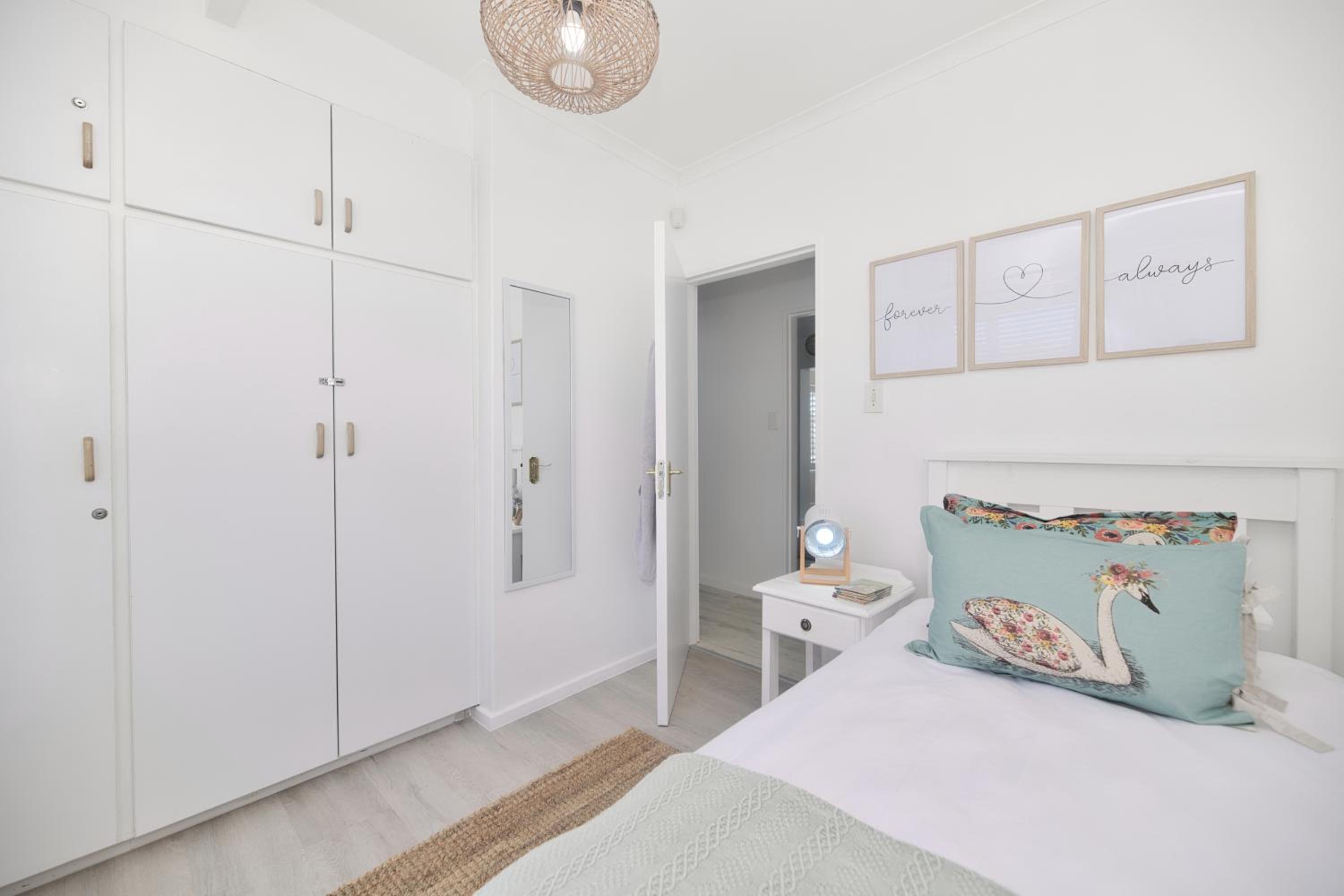 32 Blouvin Street 12/32
