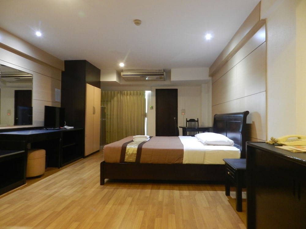 Nanatai Suites 20/50