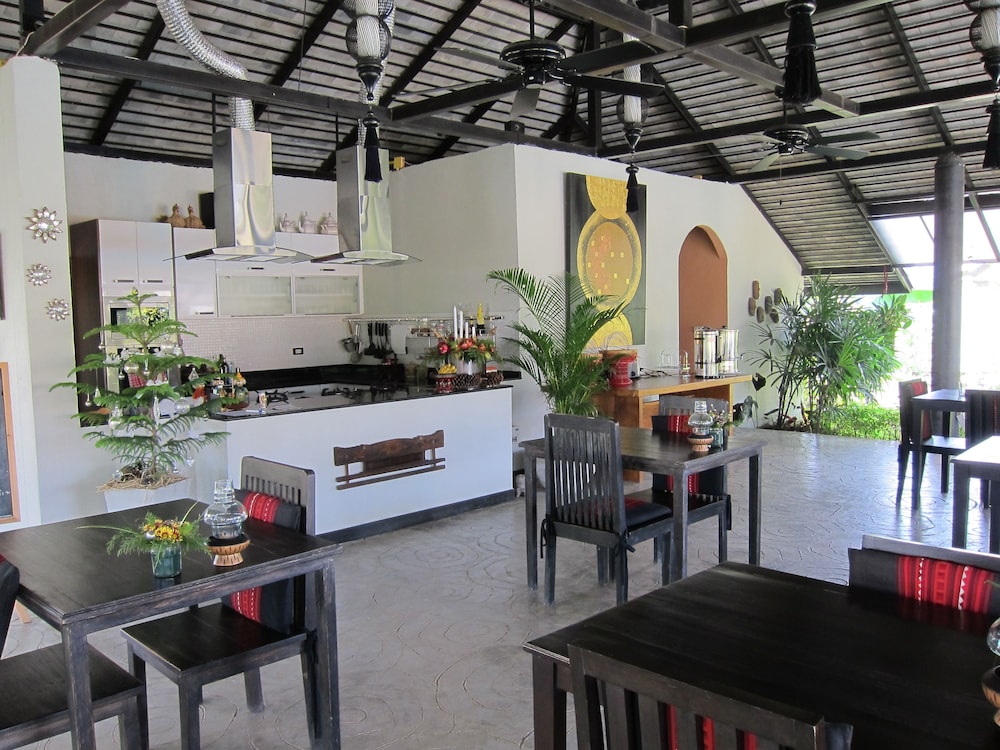 Baan Chai Thung 70/81
