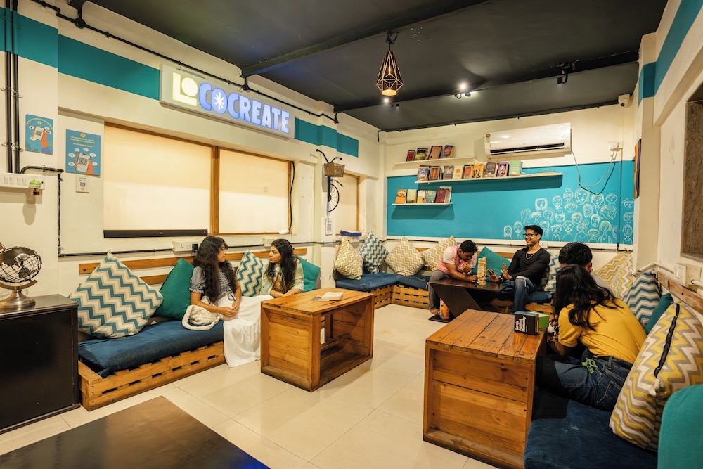 Locomo Hostel - Mumbai Airport 33/50
