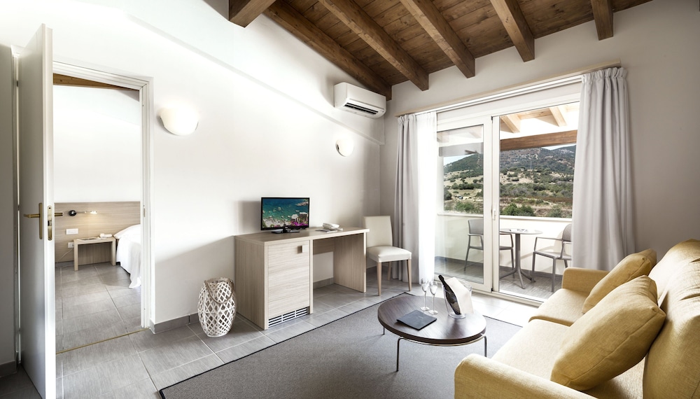 Hotel San Teodoro 47/68