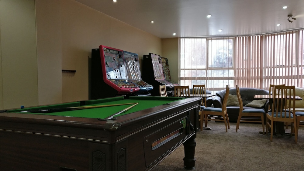 The Lawton Hotel 32/50
