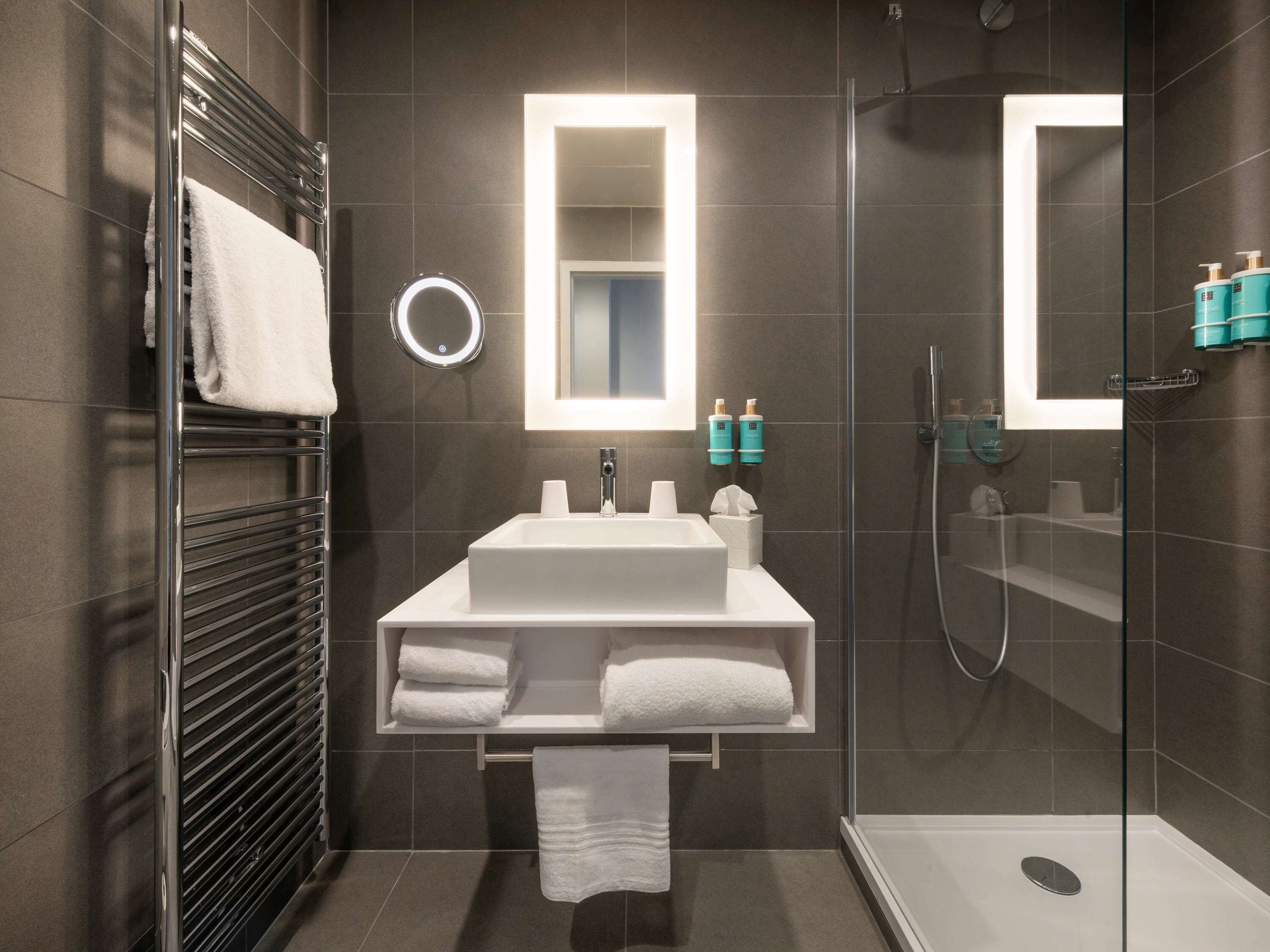 Superior, Bunk Bed, Sofa, NOVOTEL BELLEVILLE PARIS 20 6/6