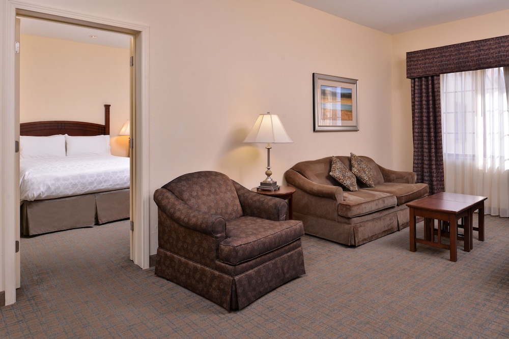 Staybridge Suites Oklahoma City 35/74