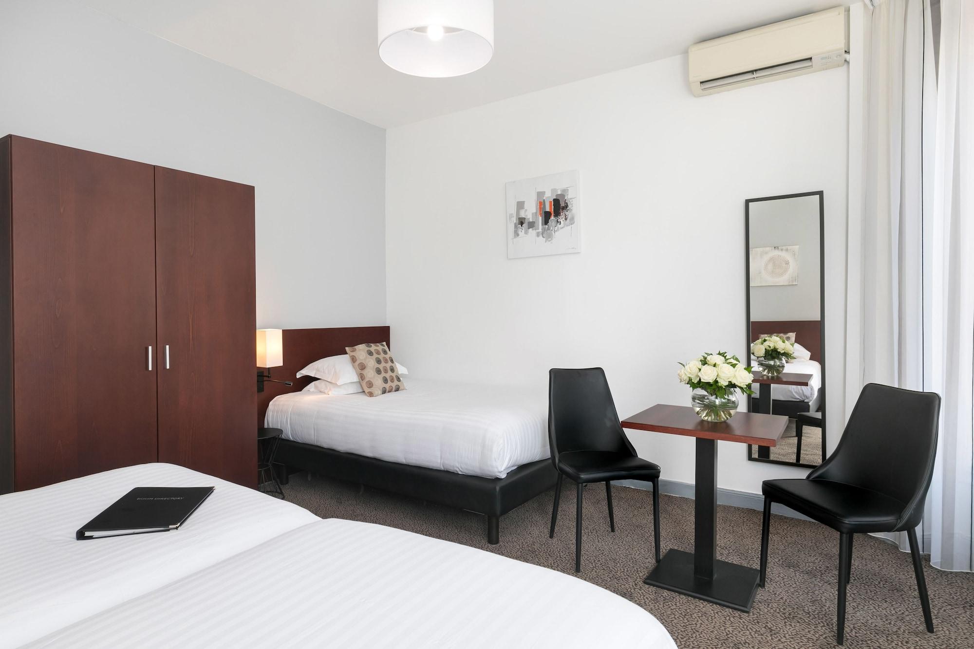 Exclusive, Multiple Beds