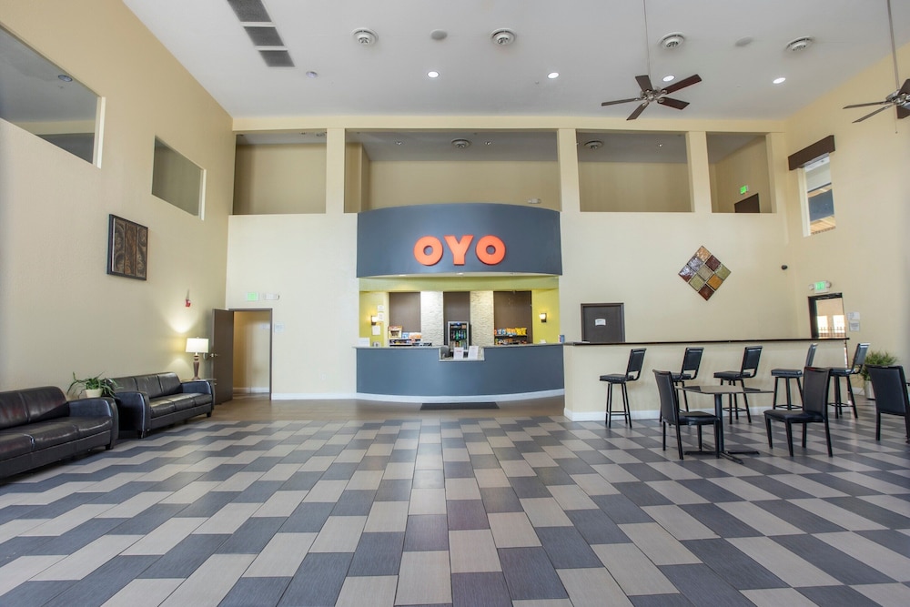 OYO Hotel Knoxville TN Cedar Bluff I-40 2/21
