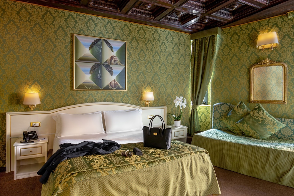 Residenza Canova Tadolini 20/62