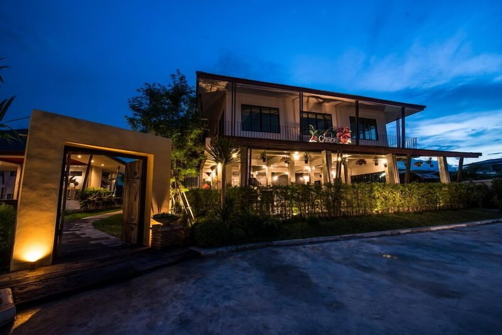 Maryo Resort Chiangrai 8/55