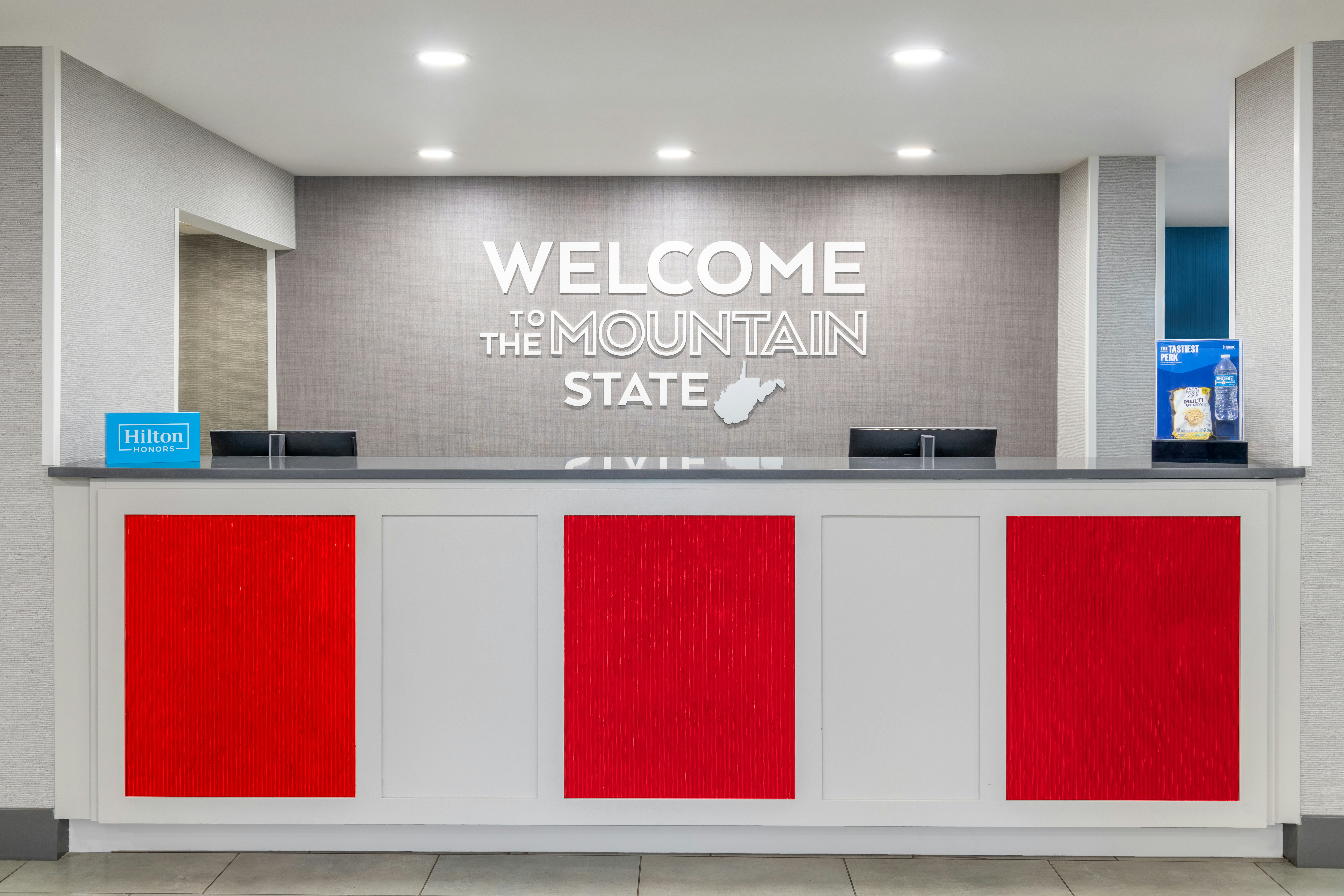 Lobby at Hampton Inn Martinsburg, MARTINSBURG - WV